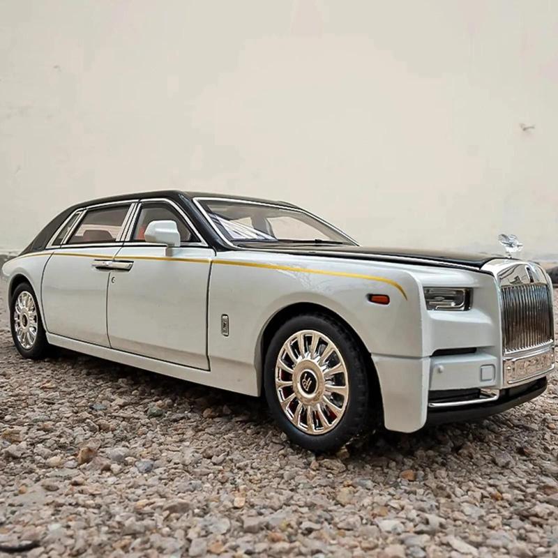 1/18 ROLLS ROYCE PHANTOM Ⅷ Modelo de Carro Rolls-Royce Phantom em Escala 1:18 - Liga de Zinco